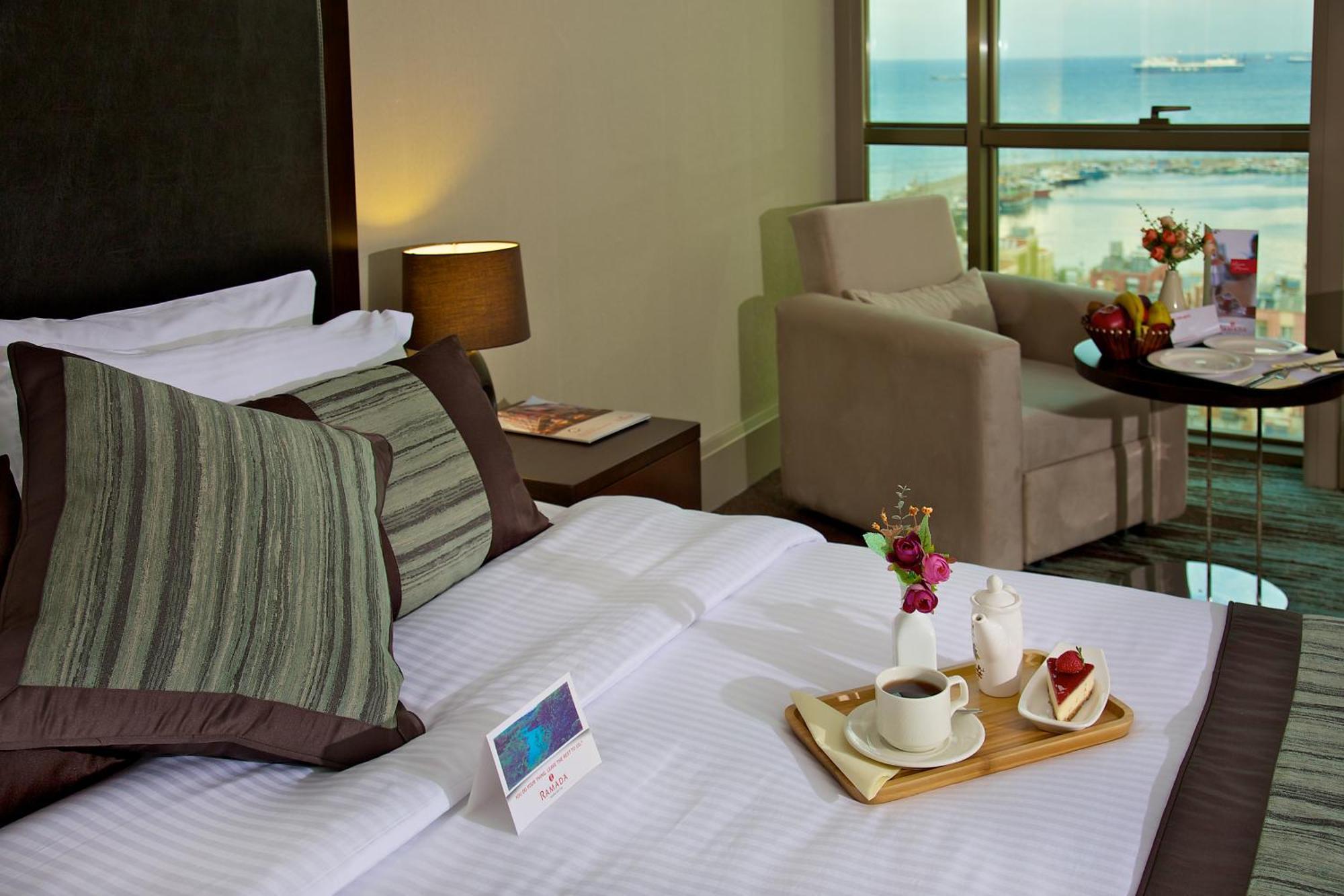 Hotel Ramada By Wyndham İskenderun Zewnętrze zdjęcie