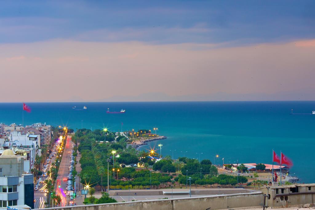 Hotel Ramada By Wyndham İskenderun Zewnętrze zdjęcie